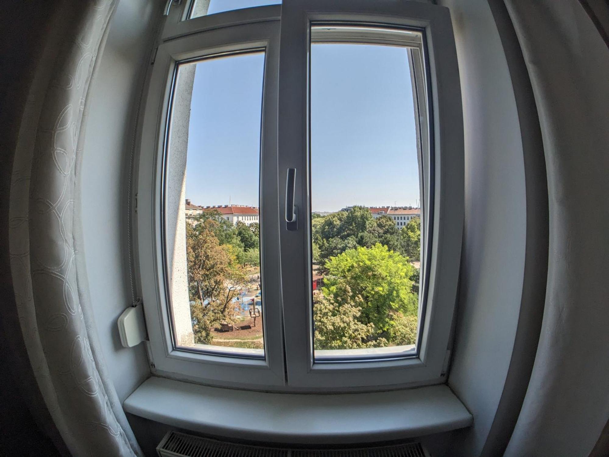Haus Max Aparthotel Виена Екстериор снимка