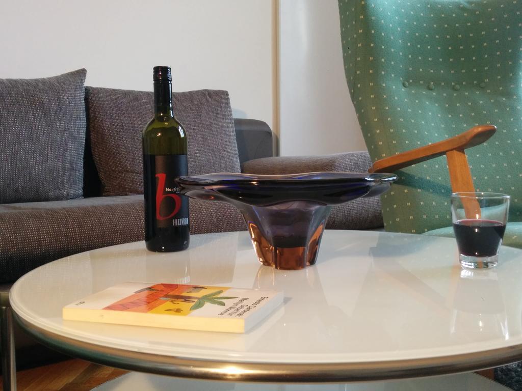 Haus Max Aparthotel Виена Екстериор снимка