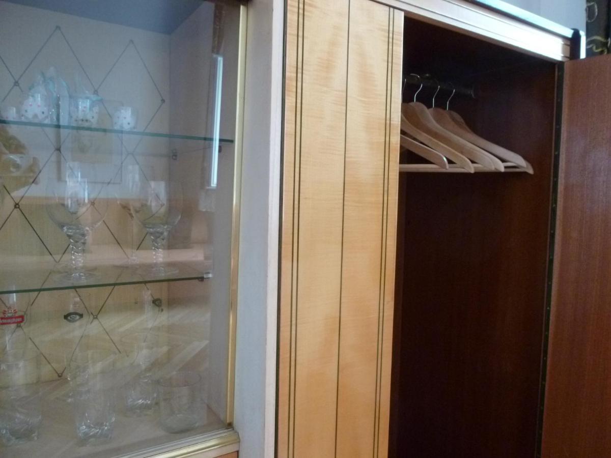 Haus Max Aparthotel Виена Стая снимка